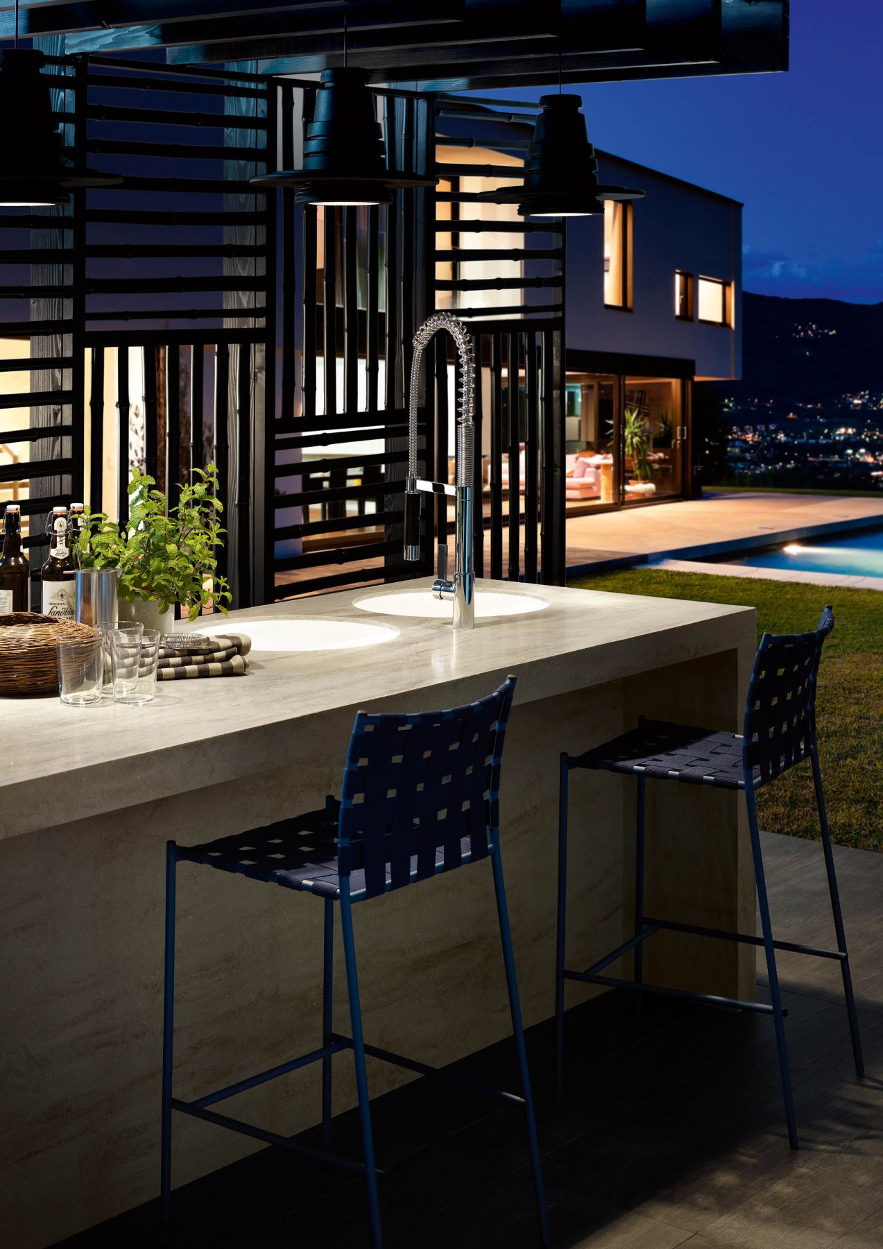 sites/corian.de/IMG/jpg/kitchen-surface-outdoor-charm-01.jpg